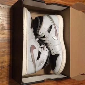 Air jordan 1 mid rise